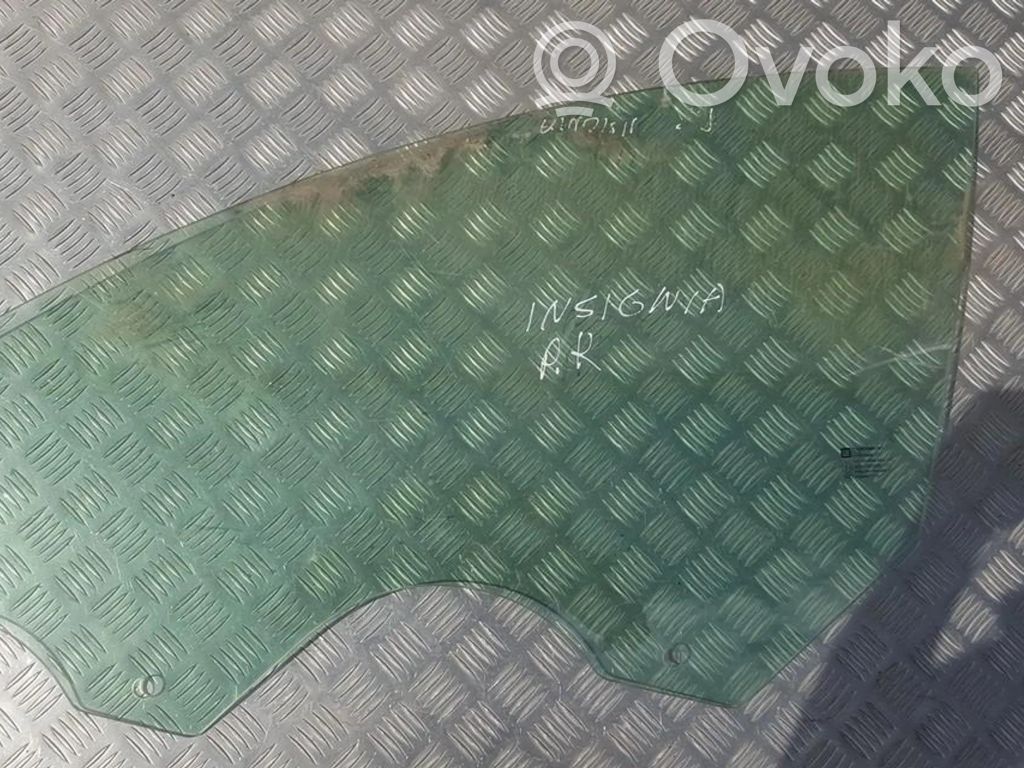 Etuoven ikkunalasi, neliovinen malli