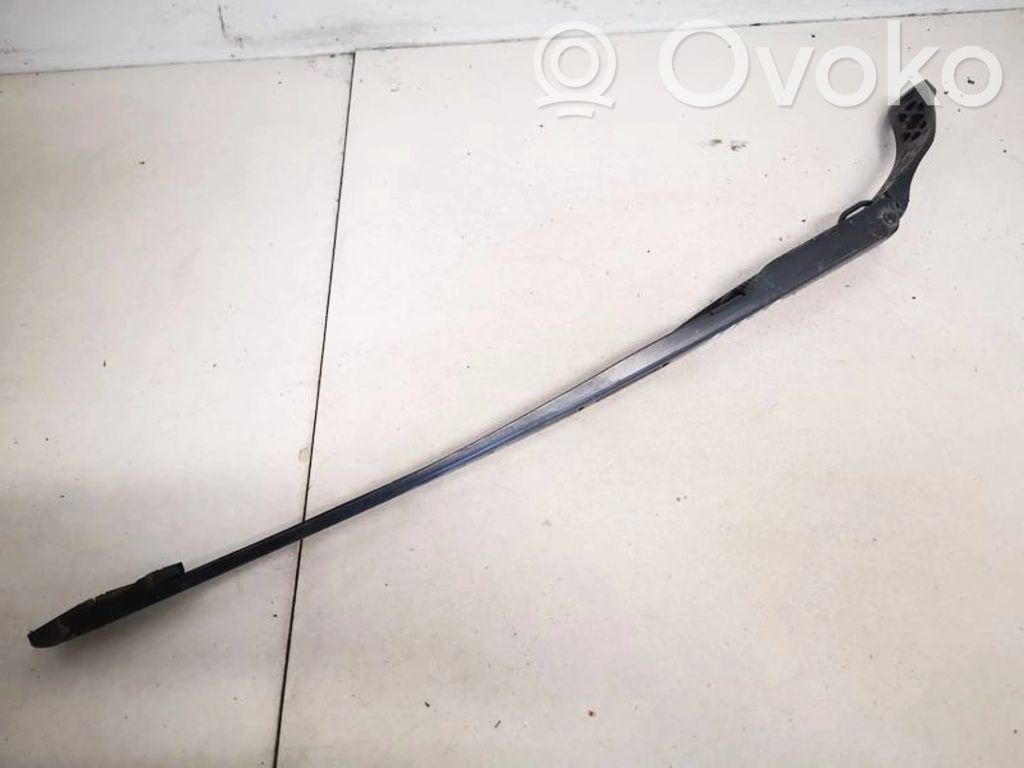 Peugeot 307 Braccio della spazzola tergicristallo anteriore 