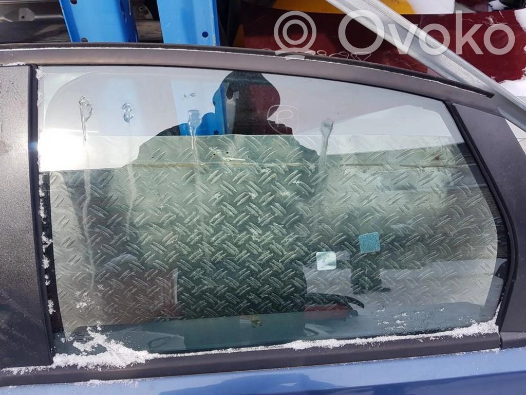 Fenster Scheibe Tür hinten