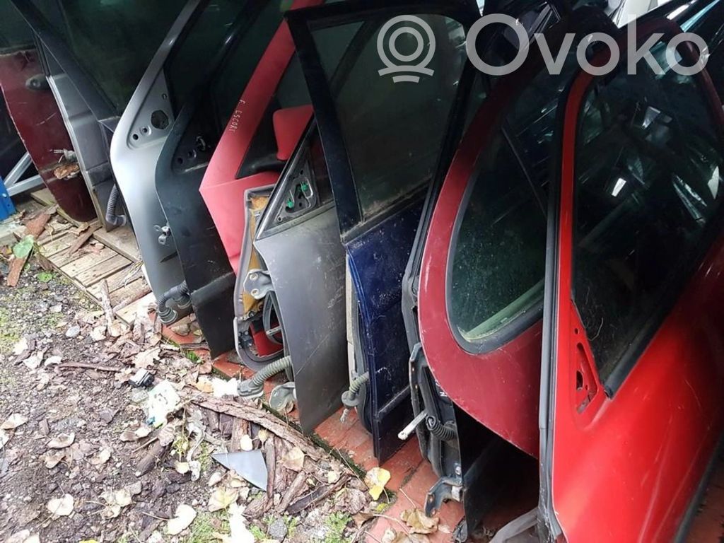 Ford Mondeo MK II Front door 