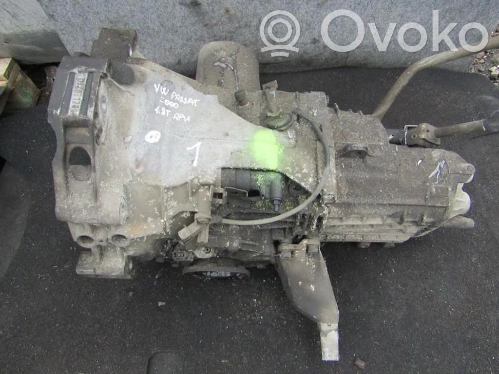 Volkswagen PASSAT B5 5 Gang Schaltgetriebe 