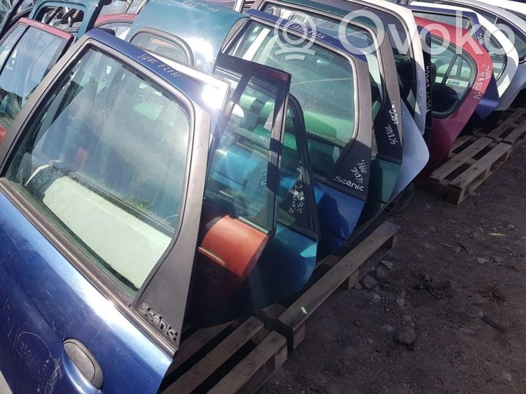 Mitsubishi Space Star Puerta trasera 