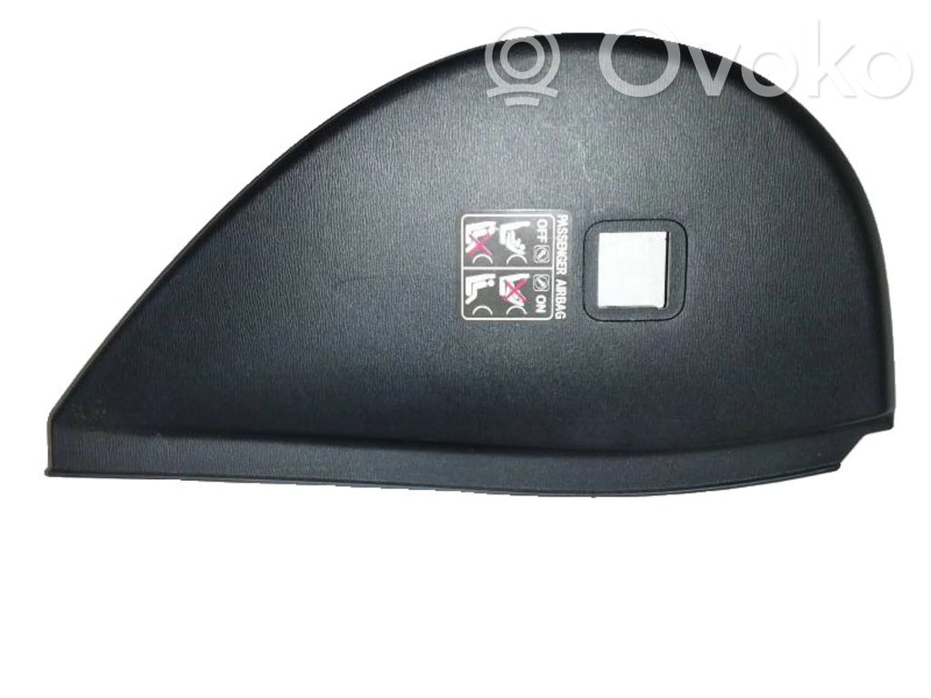Toyota Avensis T270 Altra parte interiore