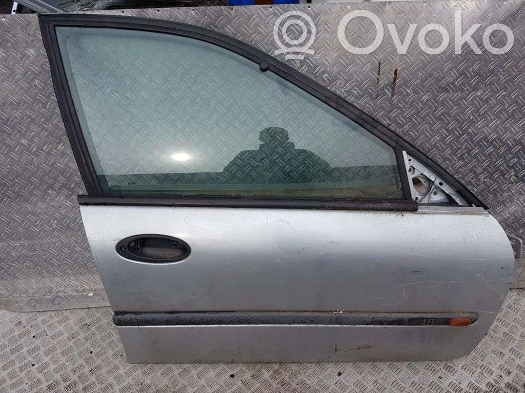 Puerta delantera   NENUSTTAYTA,NENUSTTAYTA