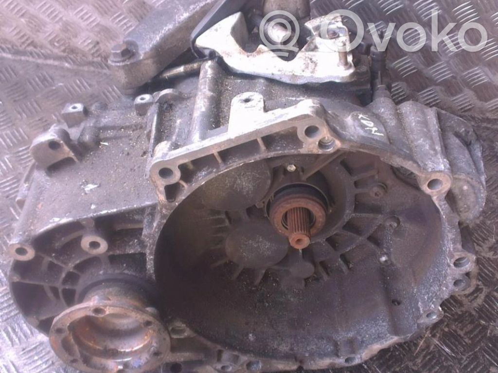 Volkswagen PASSAT B6 Scatola del cambio manuale a 5 velocità 