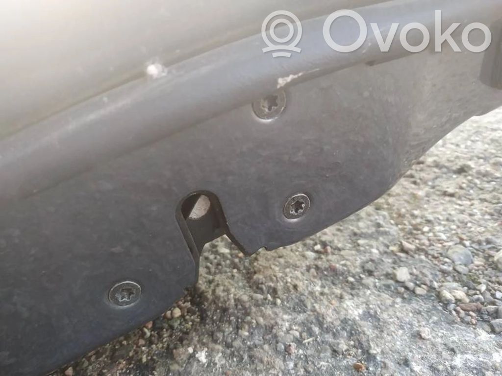 Cerradura de puerta delantera