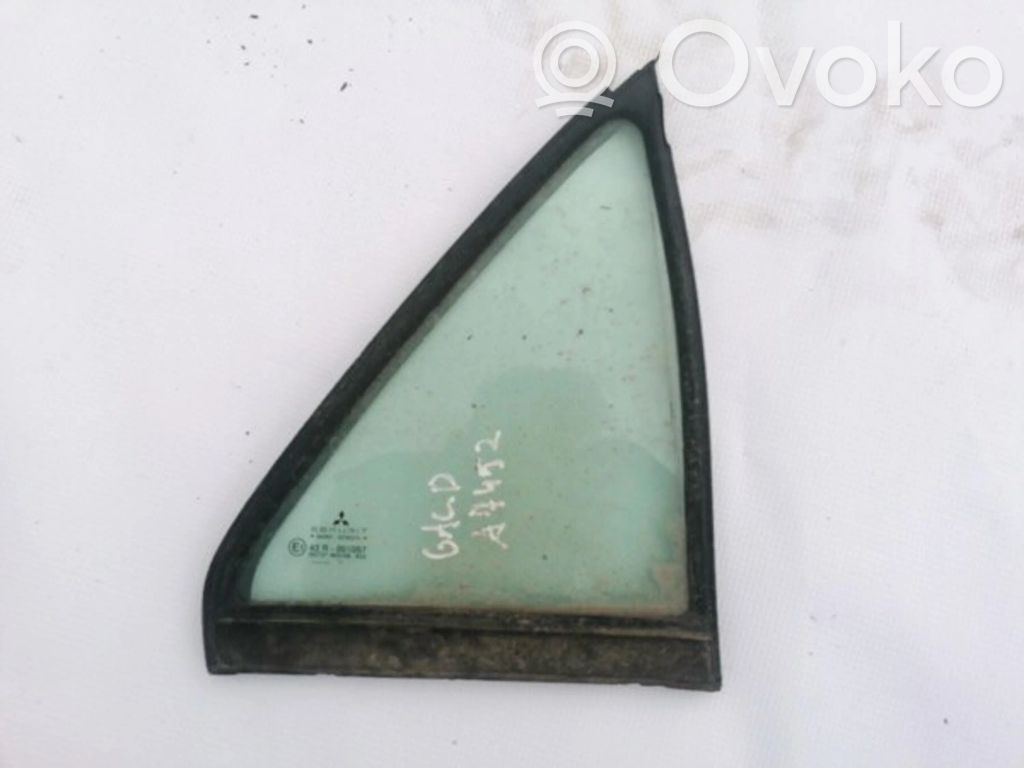 Ventanilla de ventilación de la puerta trasera