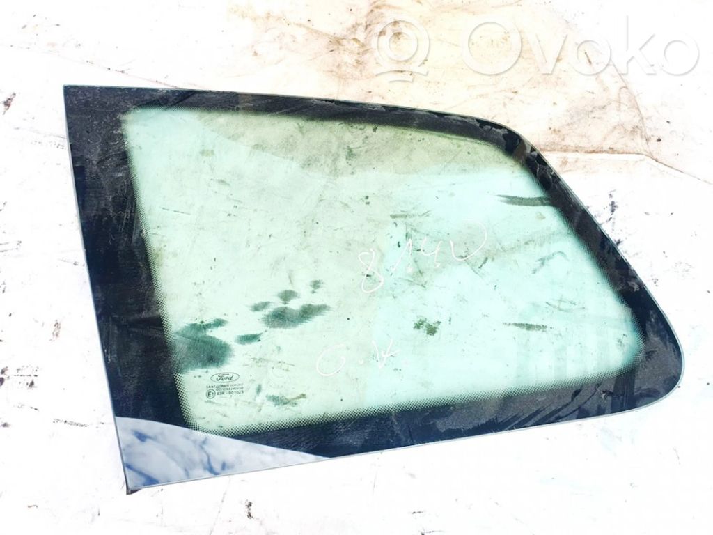 Rear side window