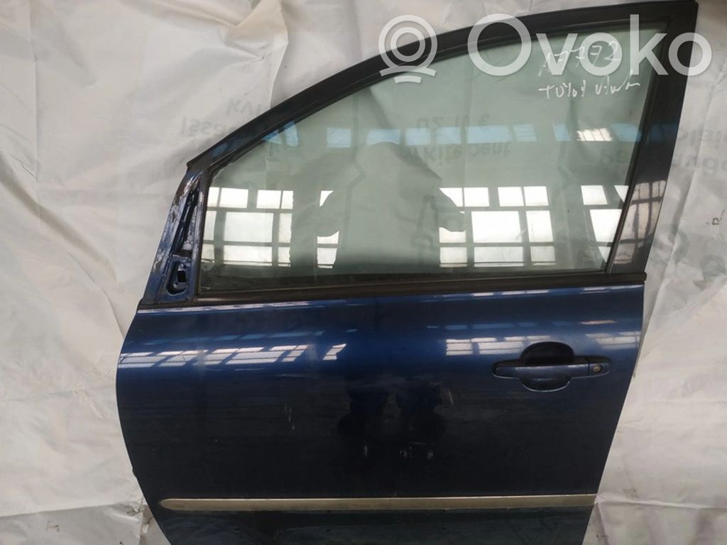 Toyota Avensis Verso Drzwi przednie 