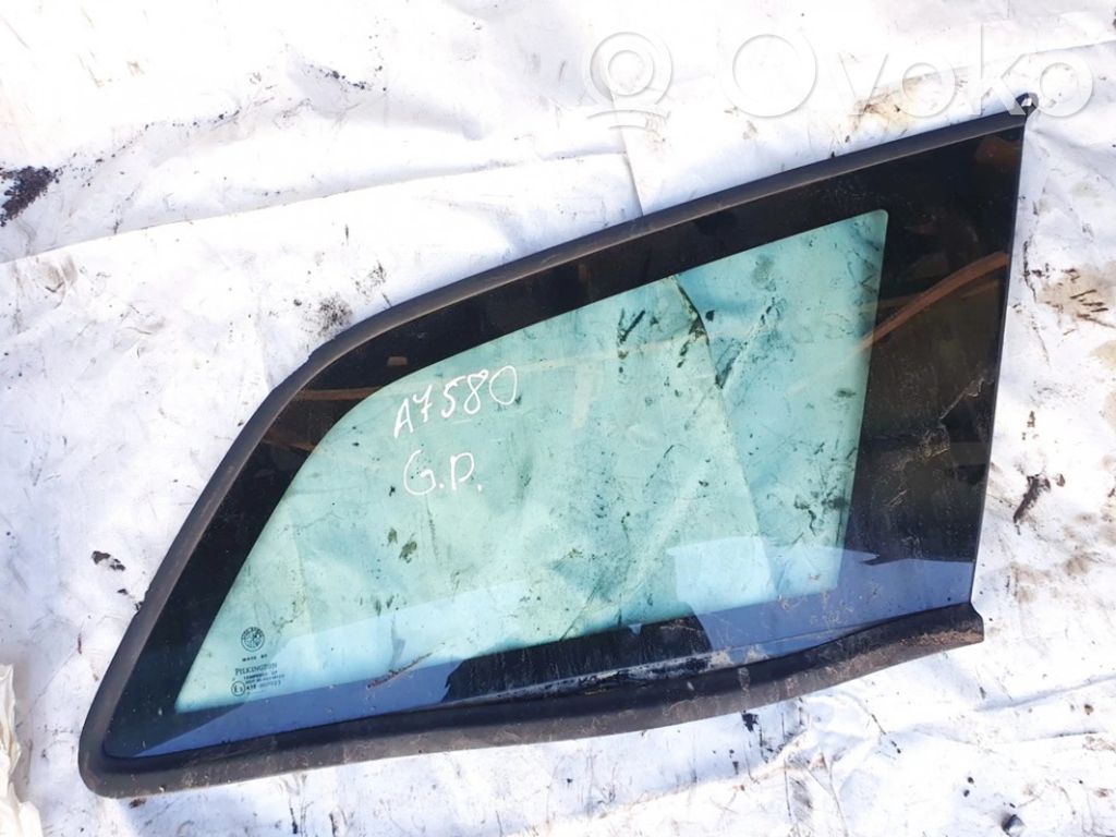 Rear side window