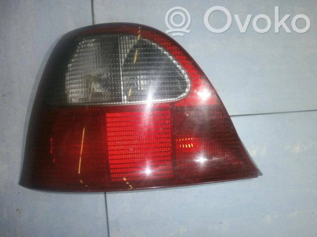 Lampa tylna