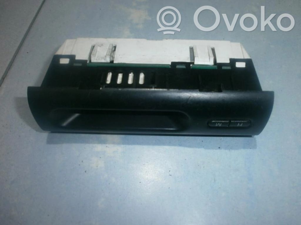 Ford Mondeo MK I Screen/display/small screen 