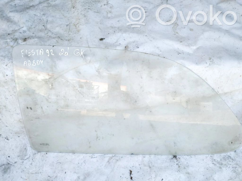 Rear side window