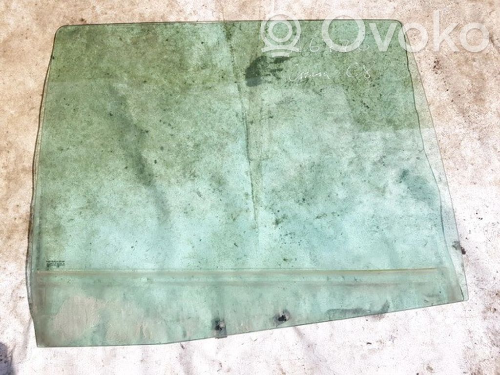 Rear door window glass