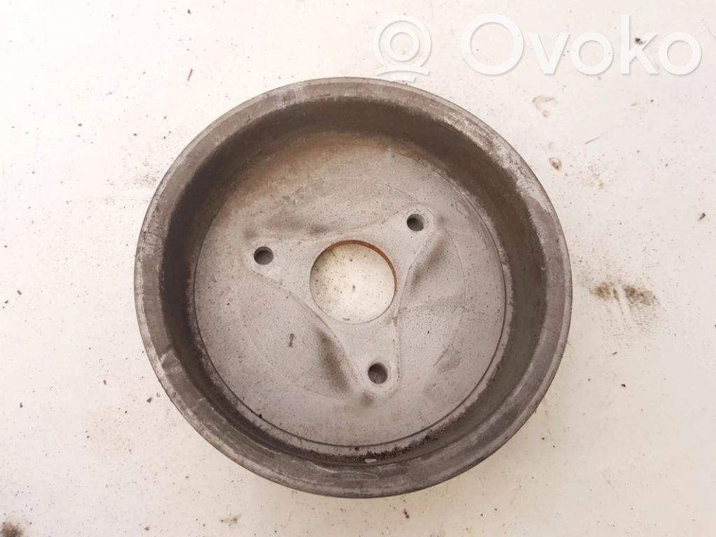 Ohjaustehostimen pumpun hihnapyörä   8200357347,8200357347