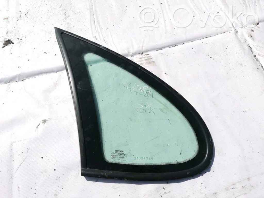 Rear side window