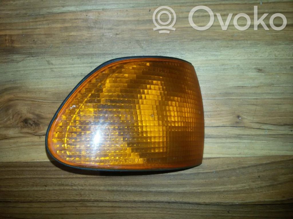 BMW 7 E38 Clignotant avant 