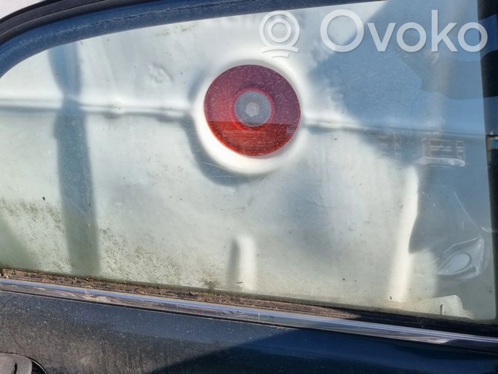 Luna de la puerta trasera