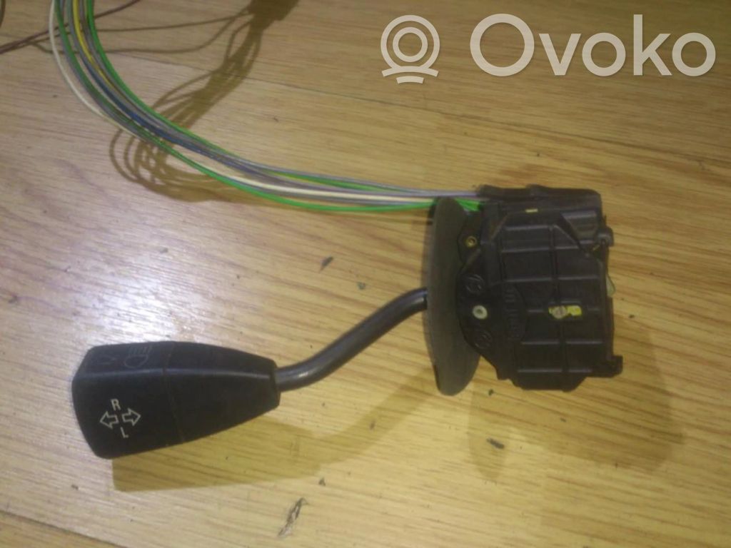 Suuntavilkun vipu   011003,011003