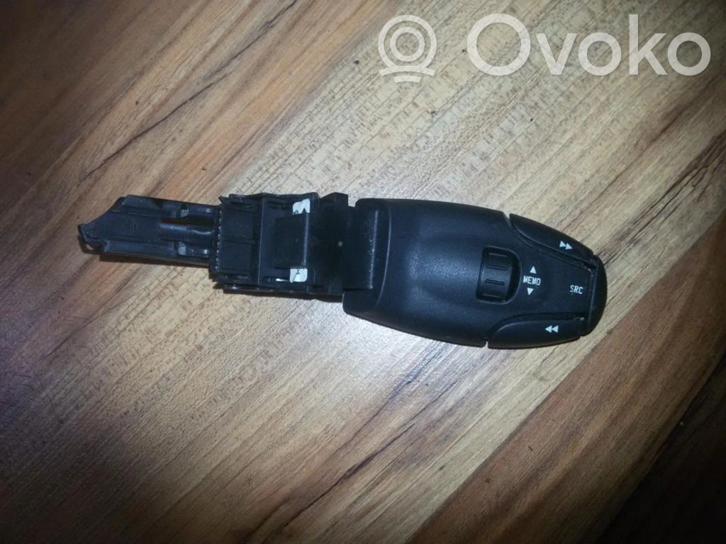 Peugeot 407 Comutator/buton multifuncțional