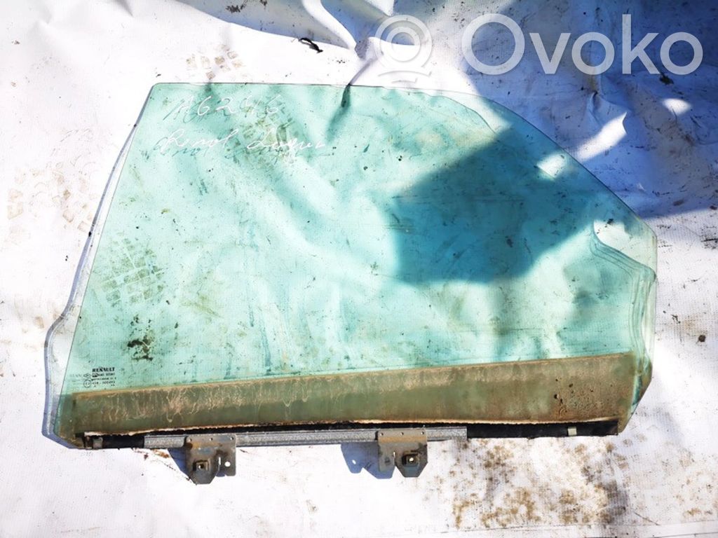Takaoven ikkunalasi