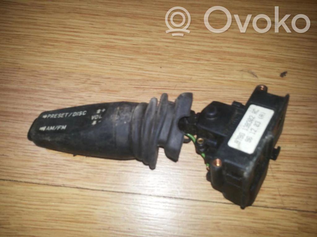 Interruptor de control multifunción   97BG13B302RC,97BG13B302RC