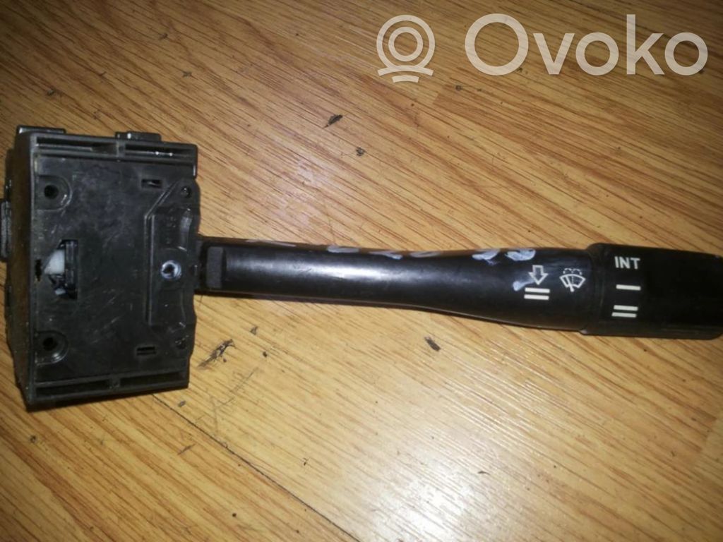 Rover 620 Pyyhkijän vipu 