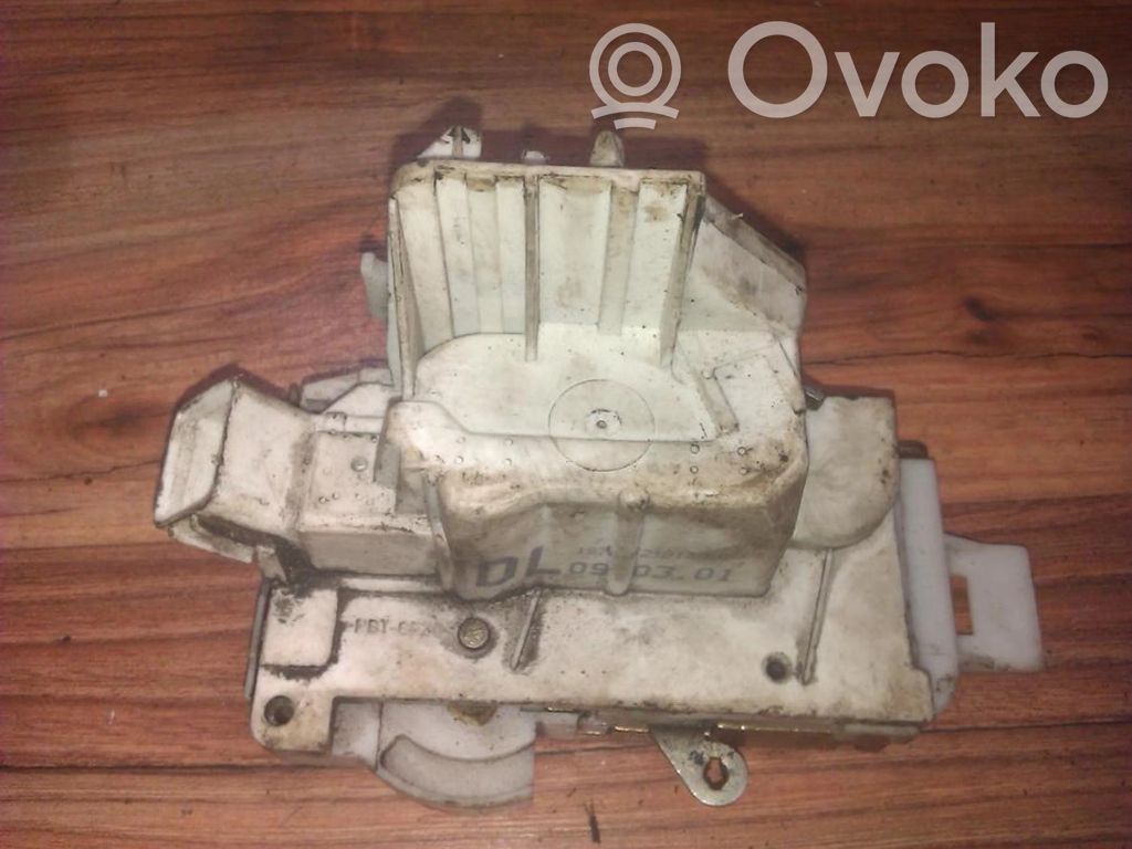 Ford Mondeo Mk III Serratura portiera anteriore 