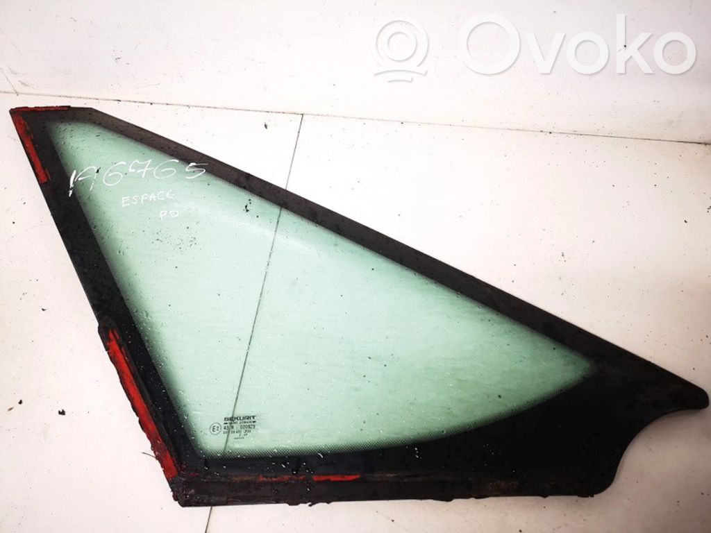 Front triangle window/glass