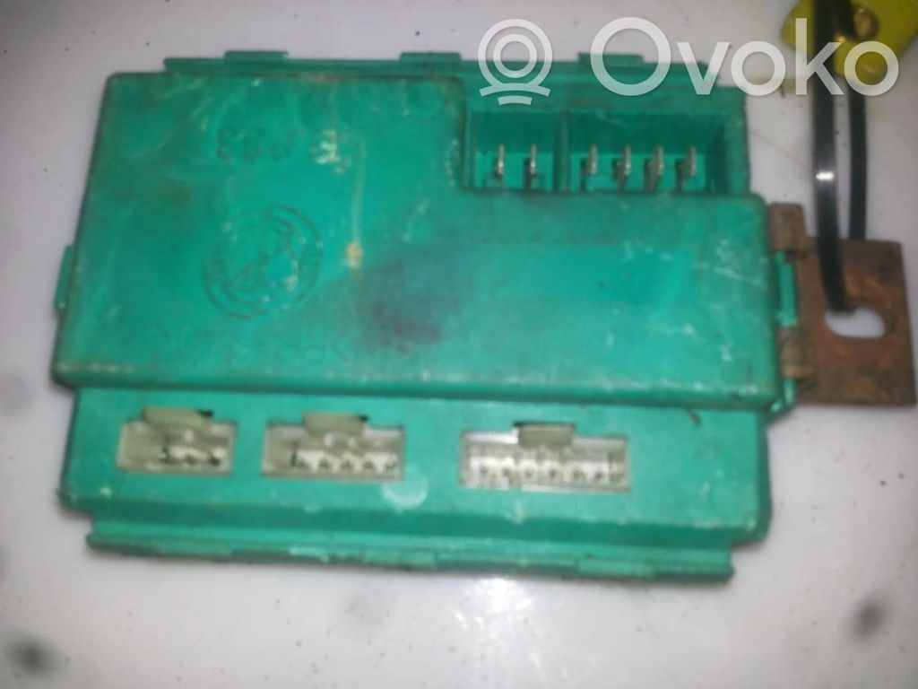 Muut ohjainlaitteet/moduulit   B883,B883