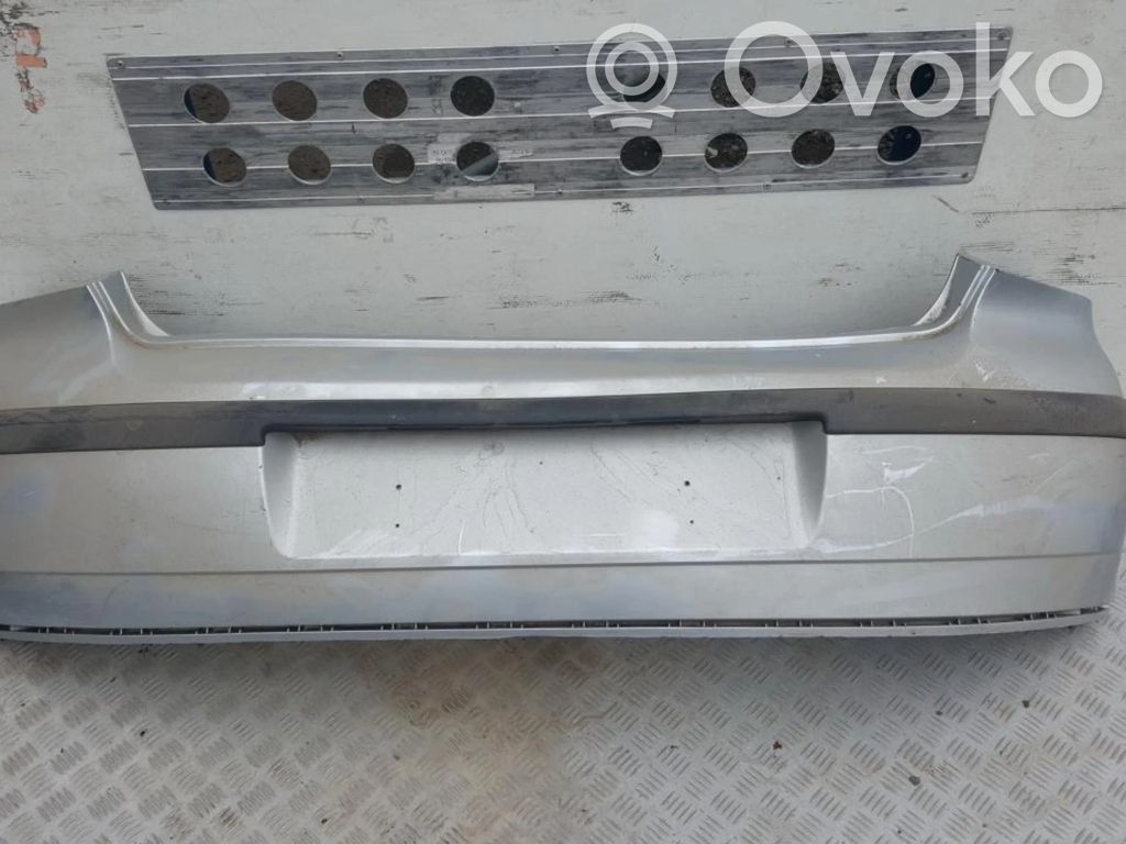 Volkswagen Polo Parachoques