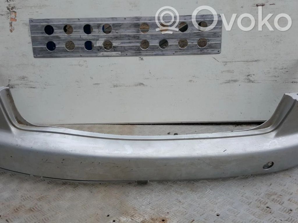 Volkswagen Touran I Bară spate 