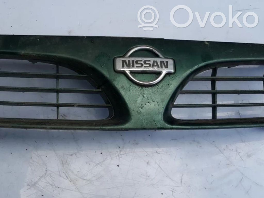 Nissan Almera Griglia anteriore