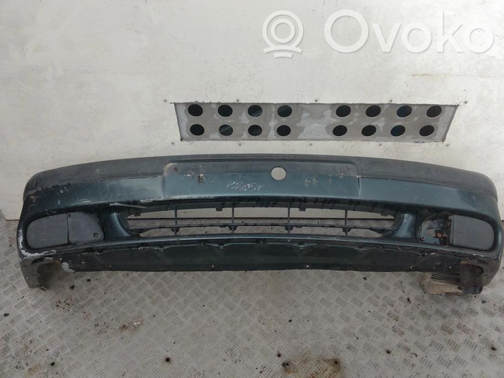 Renault Laguna I Parachoques delantero 