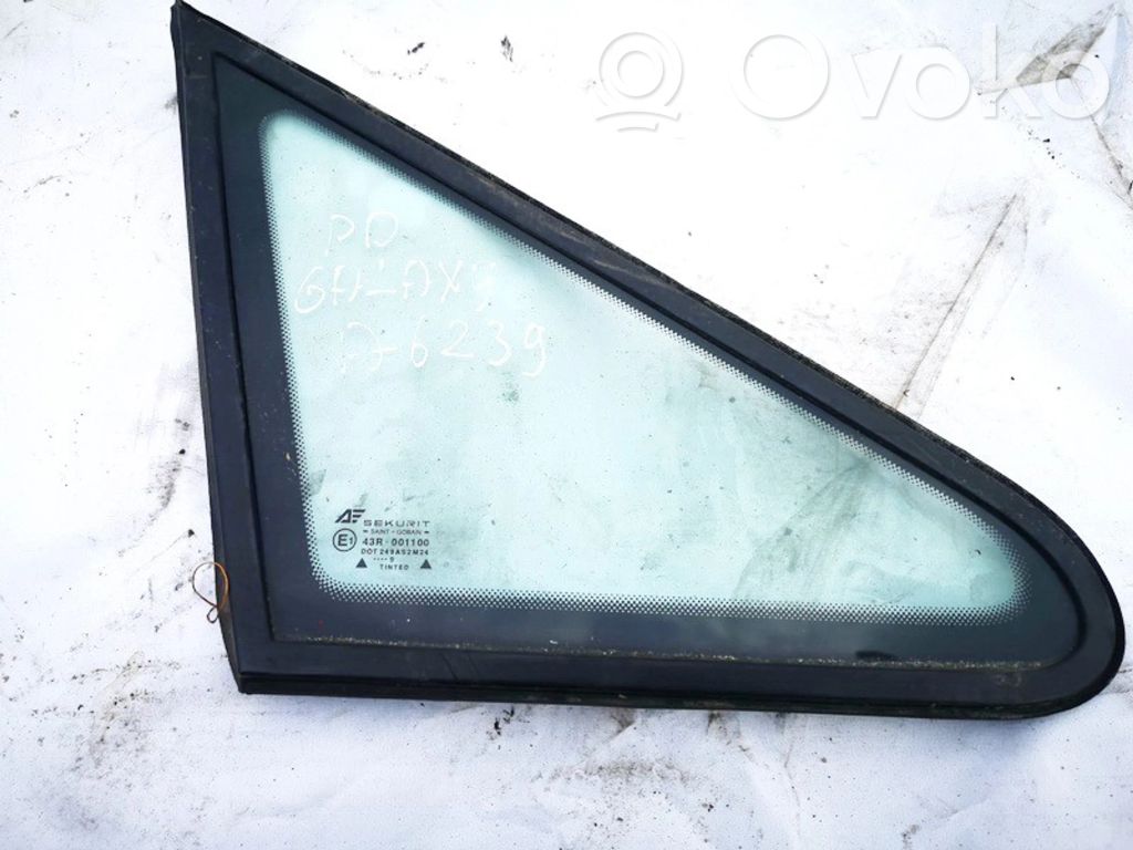 Front triangle window/glass
