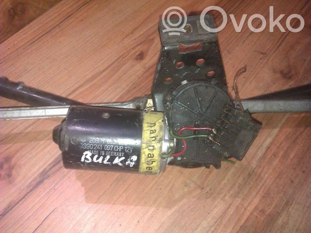 Motor del limpiaparabrisas   0390241097,0390241097