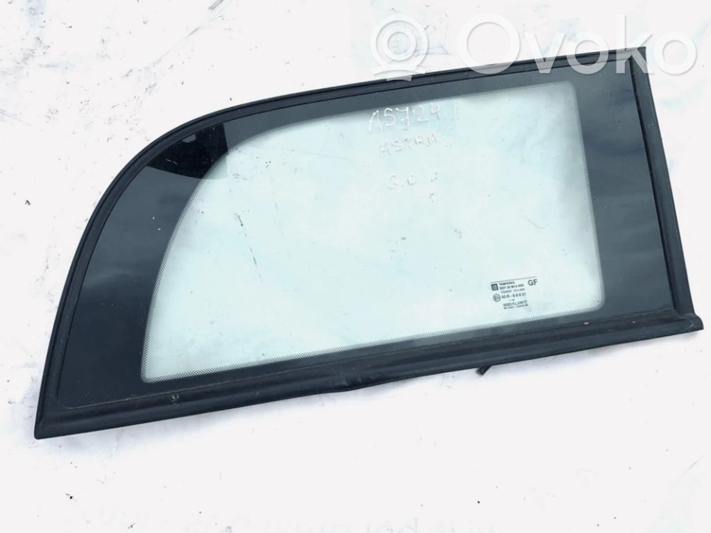 Vidrio lateral trasero