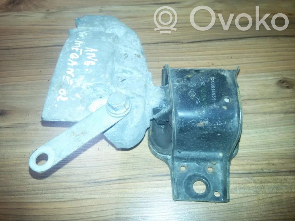 Renault Megane II Supporto di montaggio del motore 