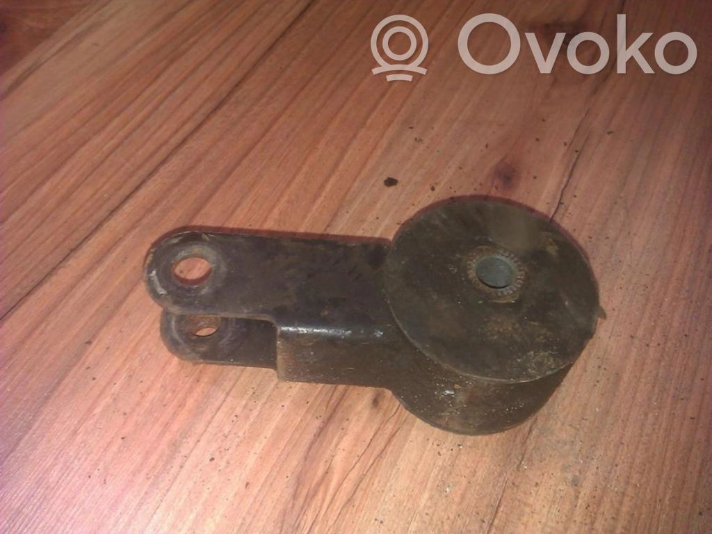Engine mount bracket   W176863,W176863