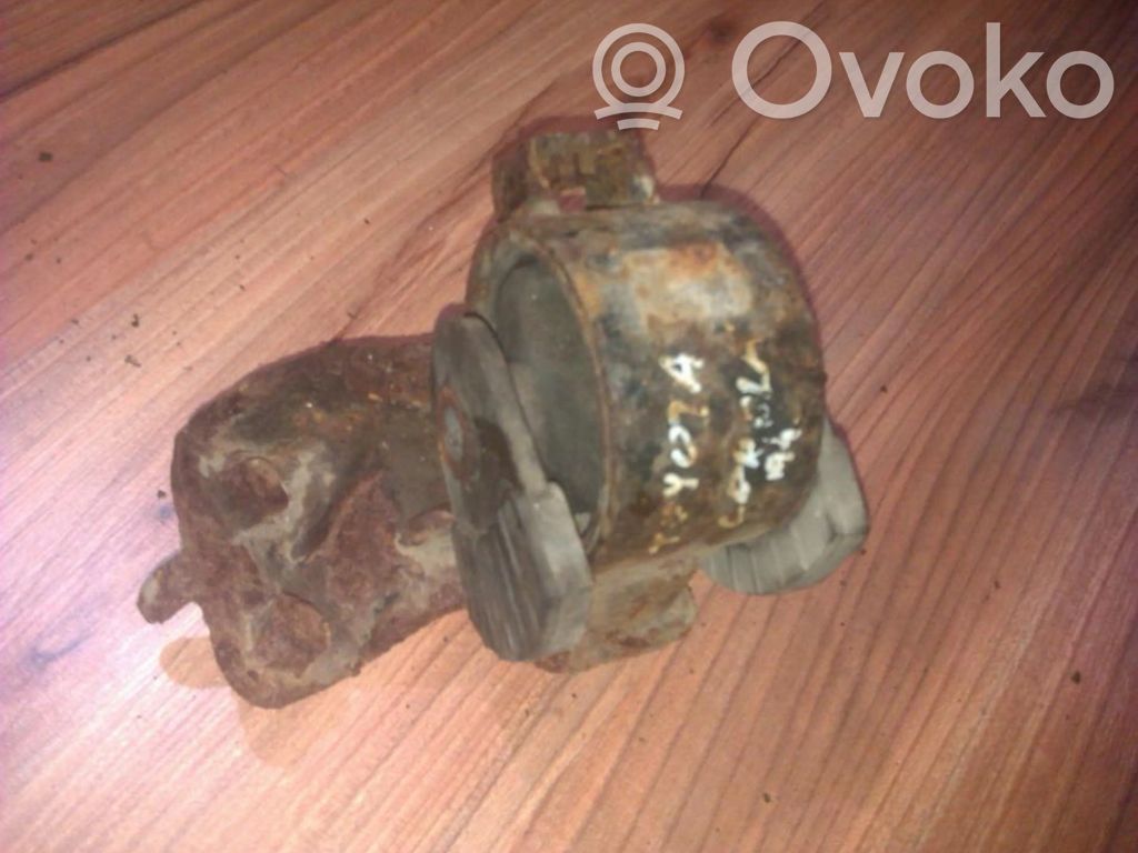 Engine mount bracket   1237216120,1237216120