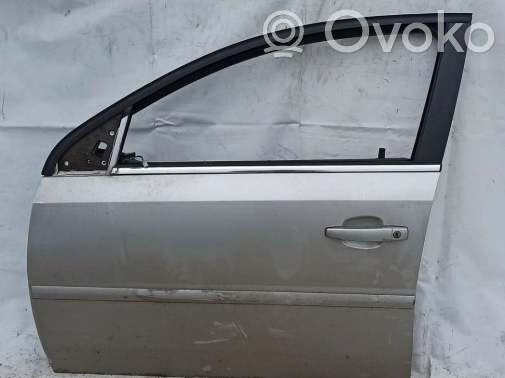 Porte avant   PILKA,PILKA