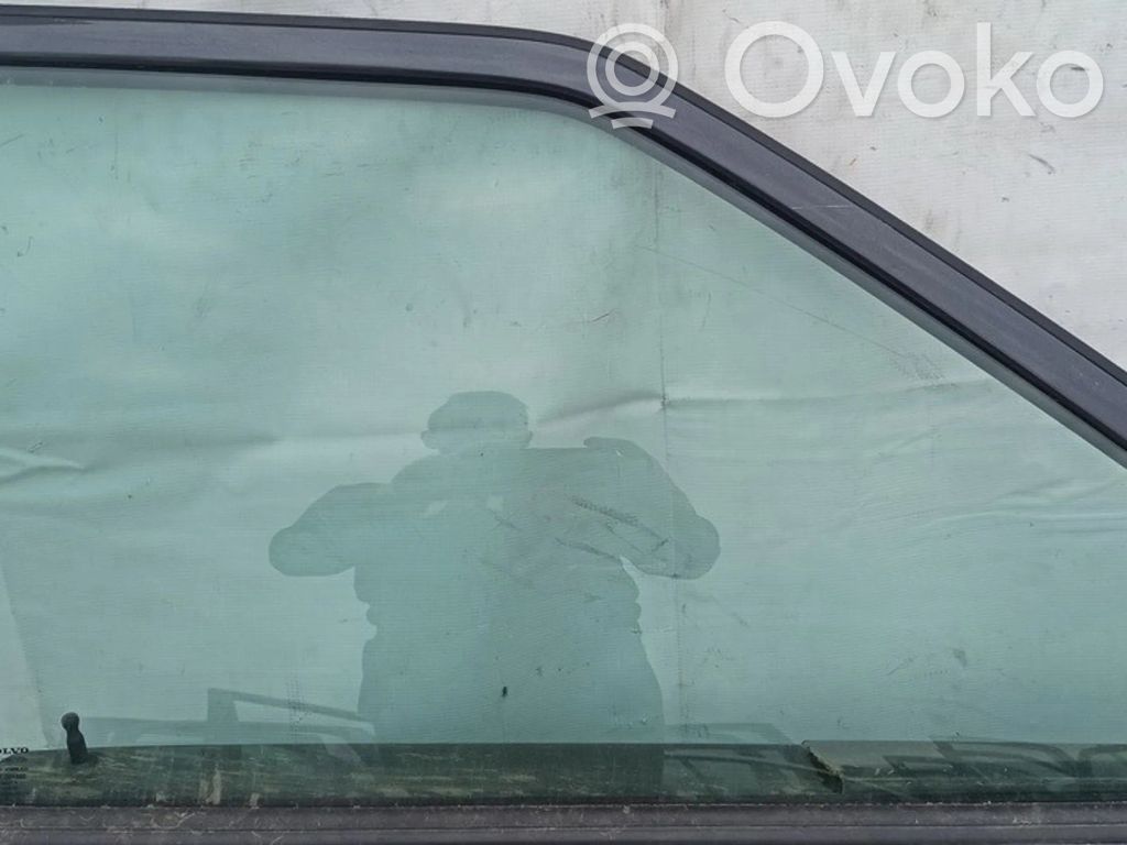 Volvo S70  V70  V70 XC Vetro del finestrino della portiera anteriore - quattro porte 