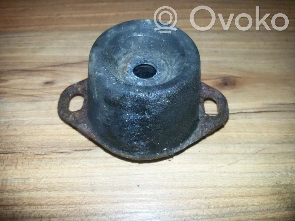 Moottorin kiinnikekorvake   96230491,96230491