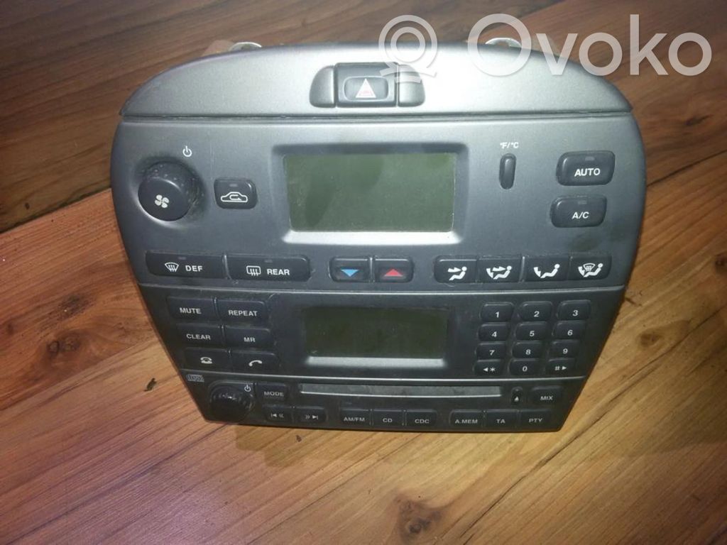 Jaguar X-Type Monitor / wyświetlacz / ekran 