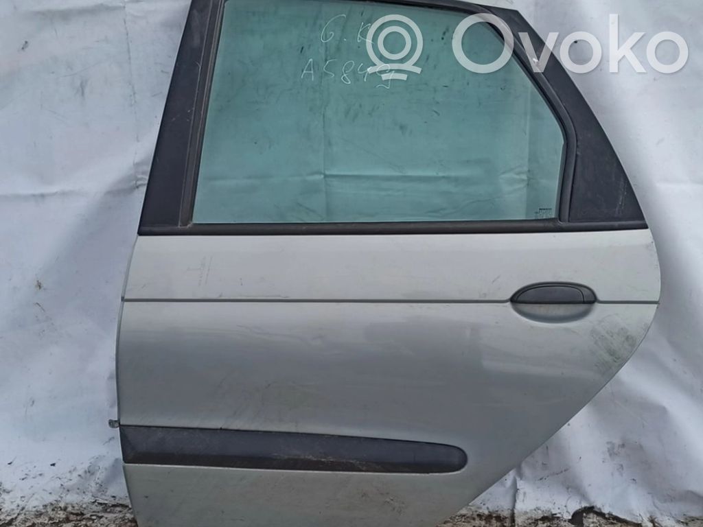 Puerta trasera   PILKA,PILKA