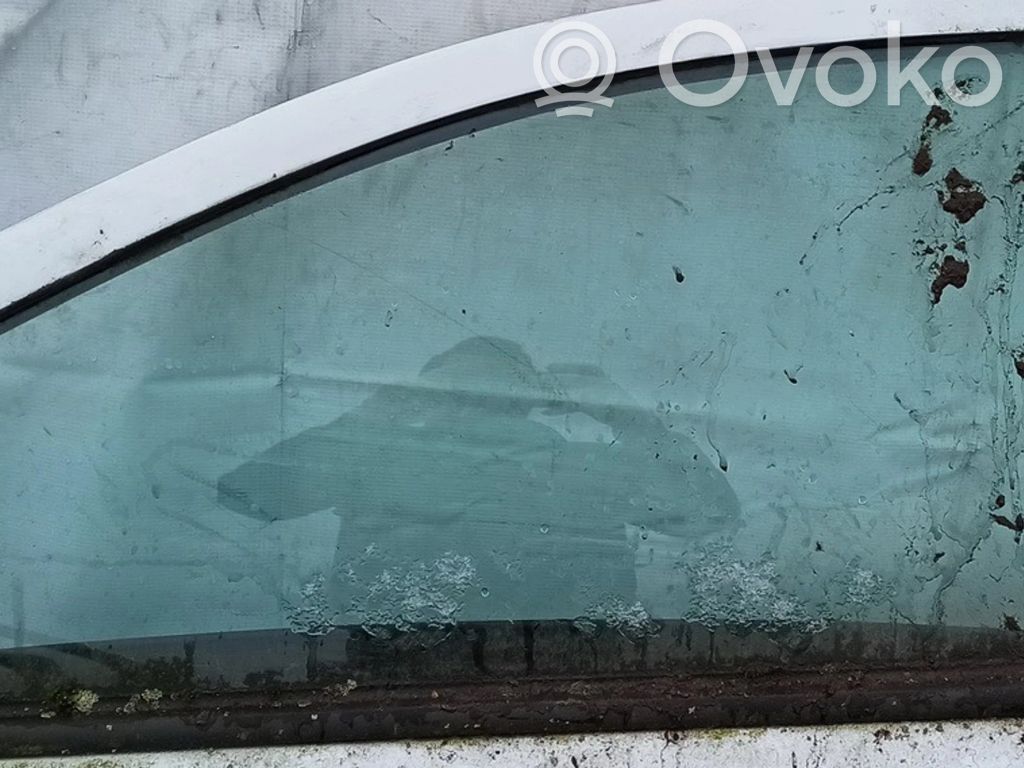 Opel Astra H Szyba drzwi przednich 