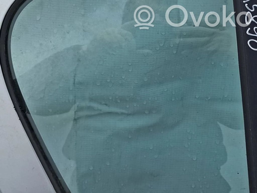 Ventanilla de ventilación de la puerta trasera   PILKA,PILKA