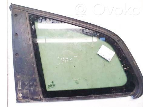 BMW X3 E83 Rear side window 