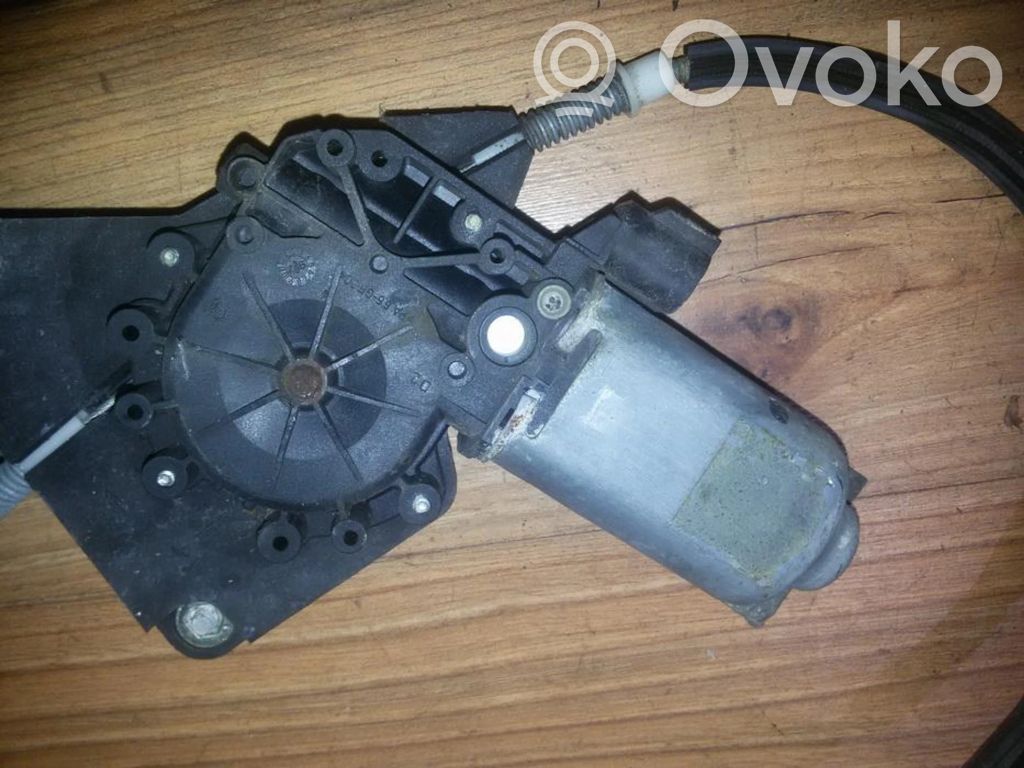Alfa Romeo 156 Asa reguladora de la puerta trasera 