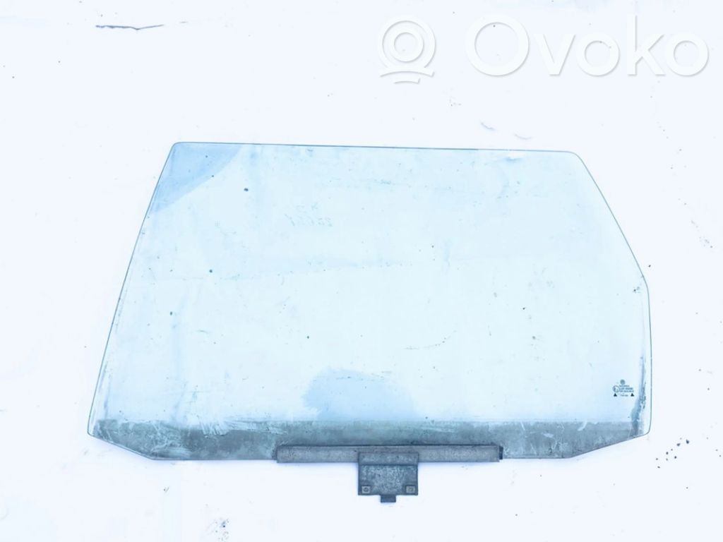 Takaoven ikkunalasi